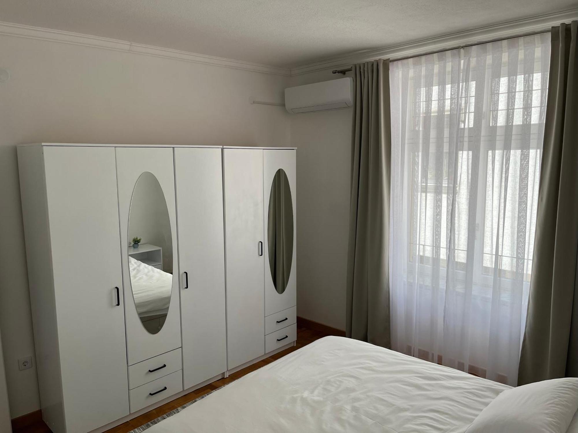 Sarajevo Luxury Apartment - 50 M From Old Sarajevo Clock Tower 외부 사진