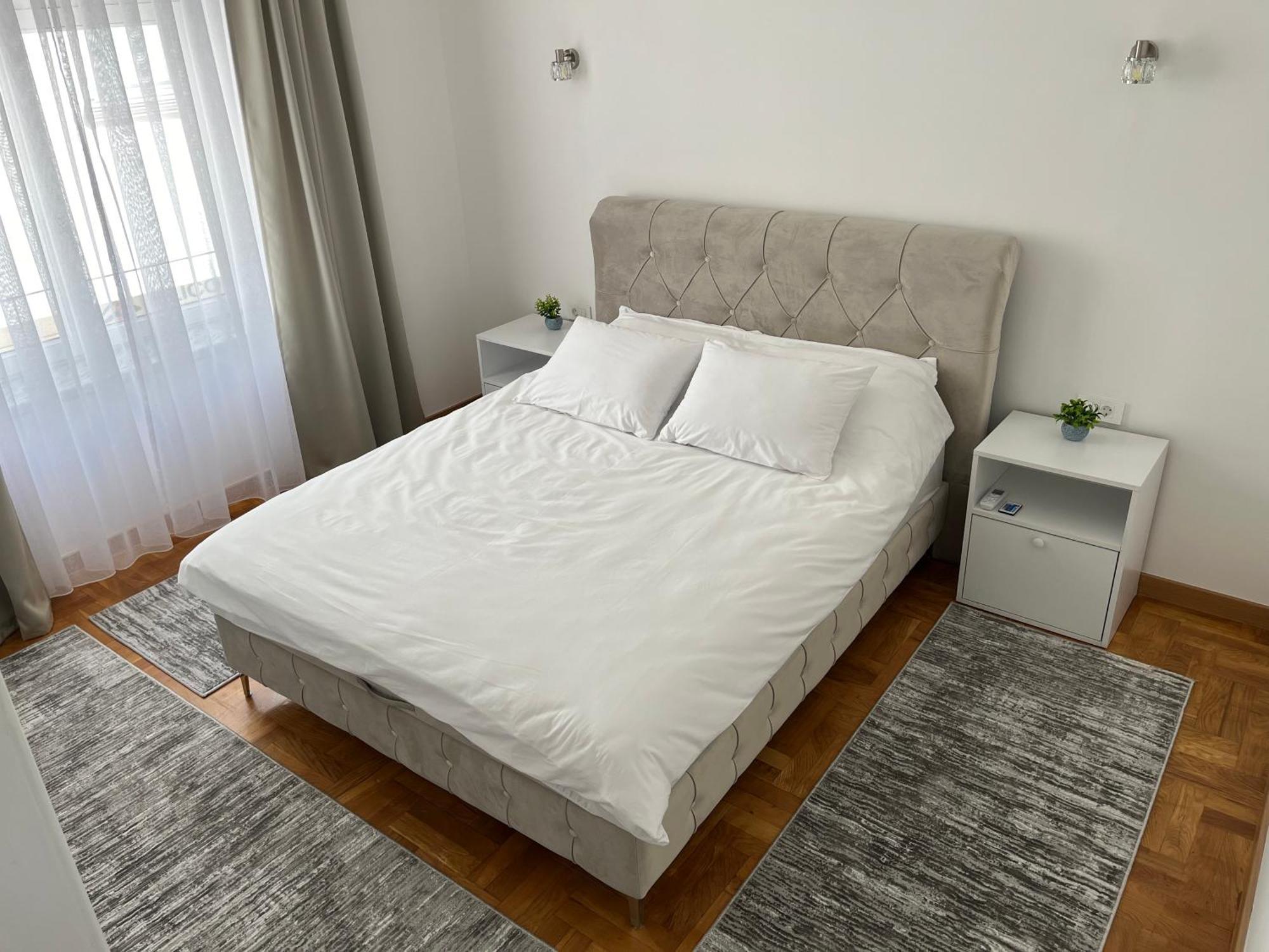 Sarajevo Luxury Apartment - 50 M From Old Sarajevo Clock Tower 외부 사진