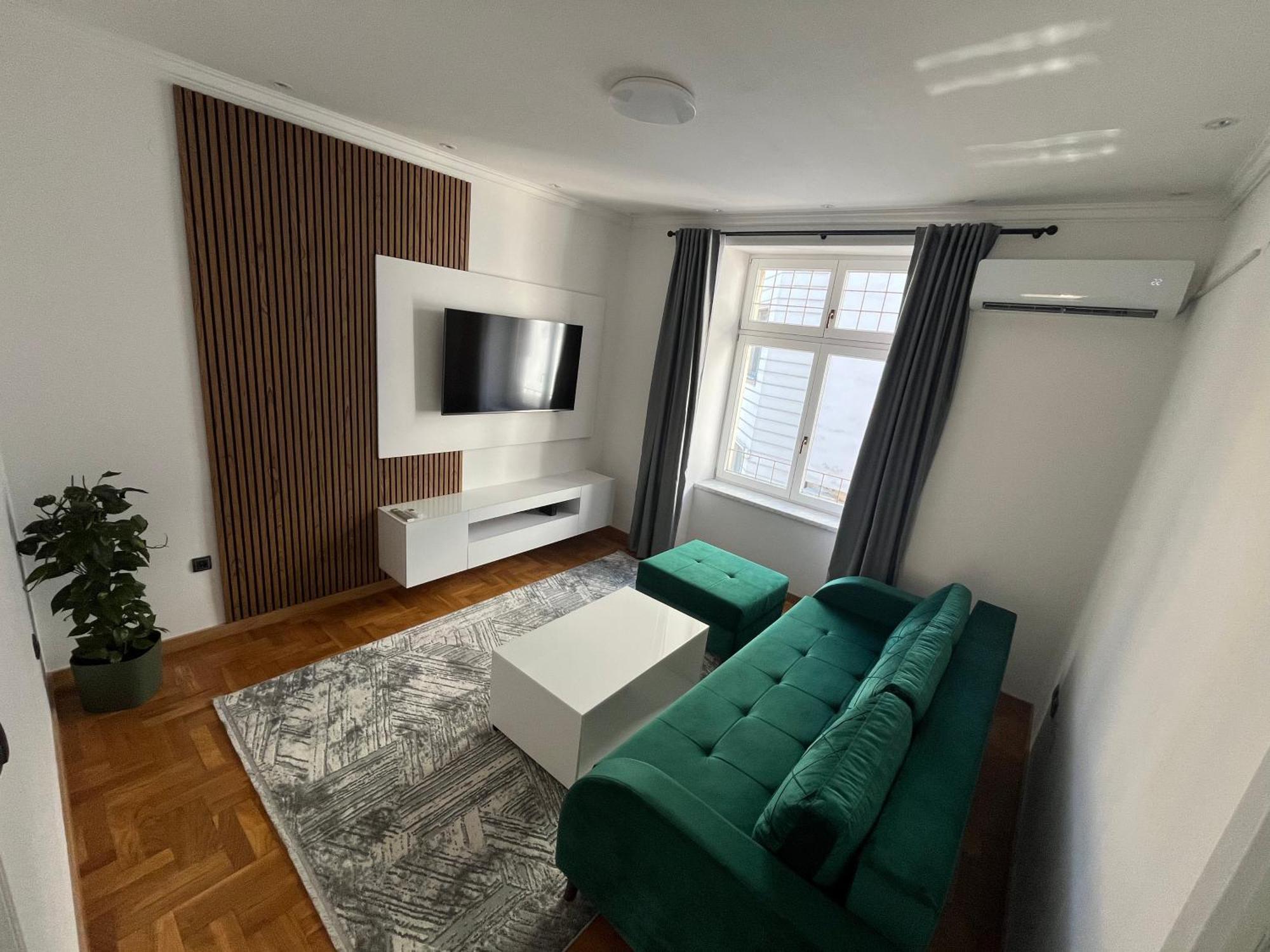 Sarajevo Luxury Apartment - 50 M From Old Sarajevo Clock Tower 외부 사진