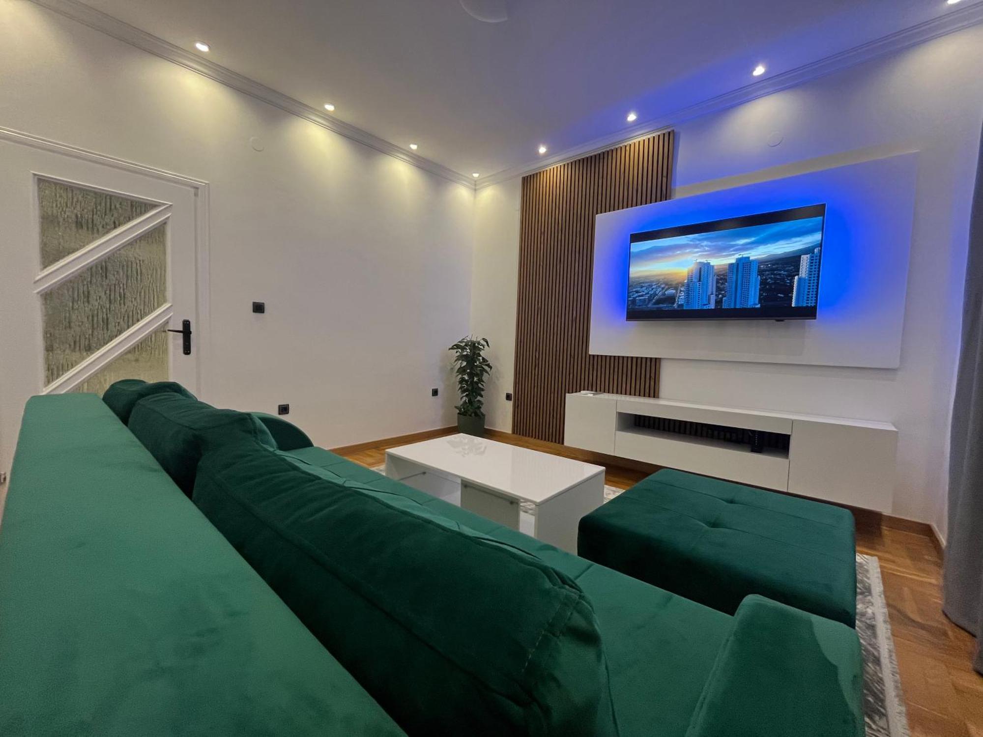 Sarajevo Luxury Apartment - 50 M From Old Sarajevo Clock Tower 외부 사진