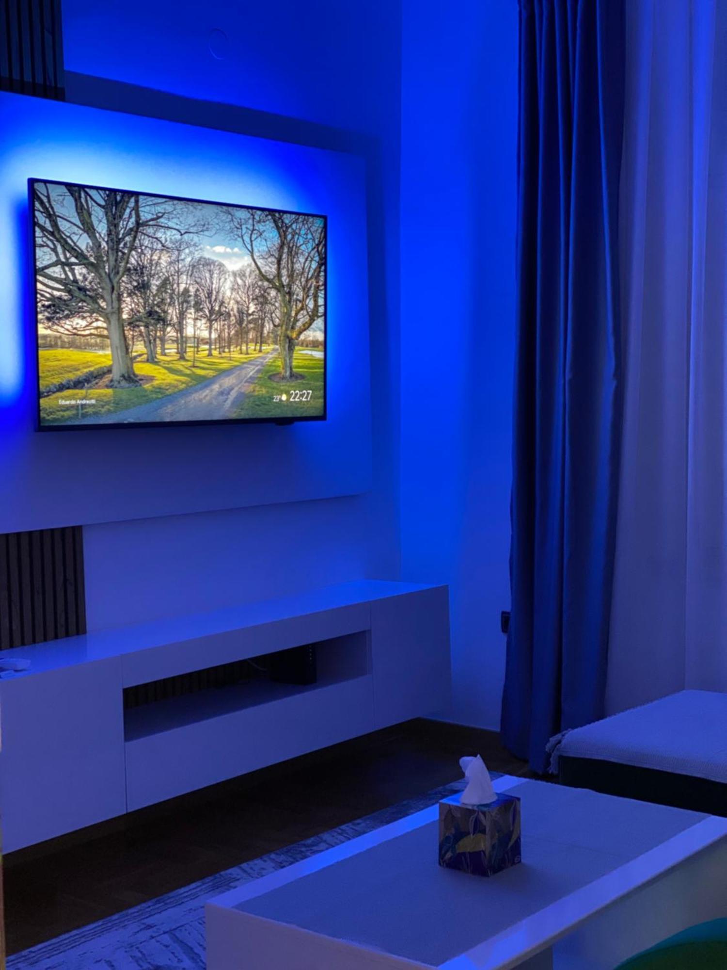 Sarajevo Luxury Apartment - 50 M From Old Sarajevo Clock Tower 외부 사진