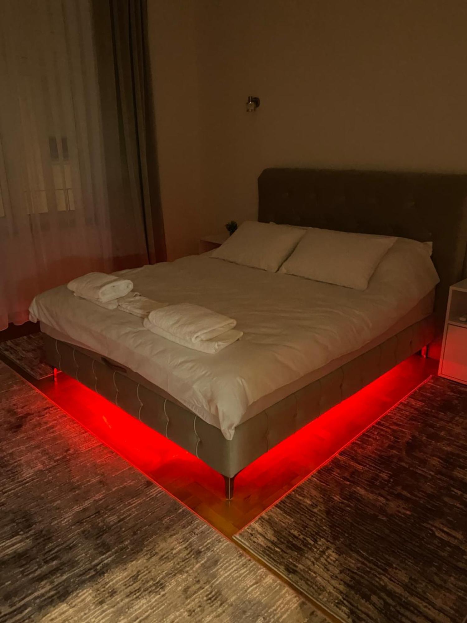 Sarajevo Luxury Apartment - 50 M From Old Sarajevo Clock Tower 외부 사진